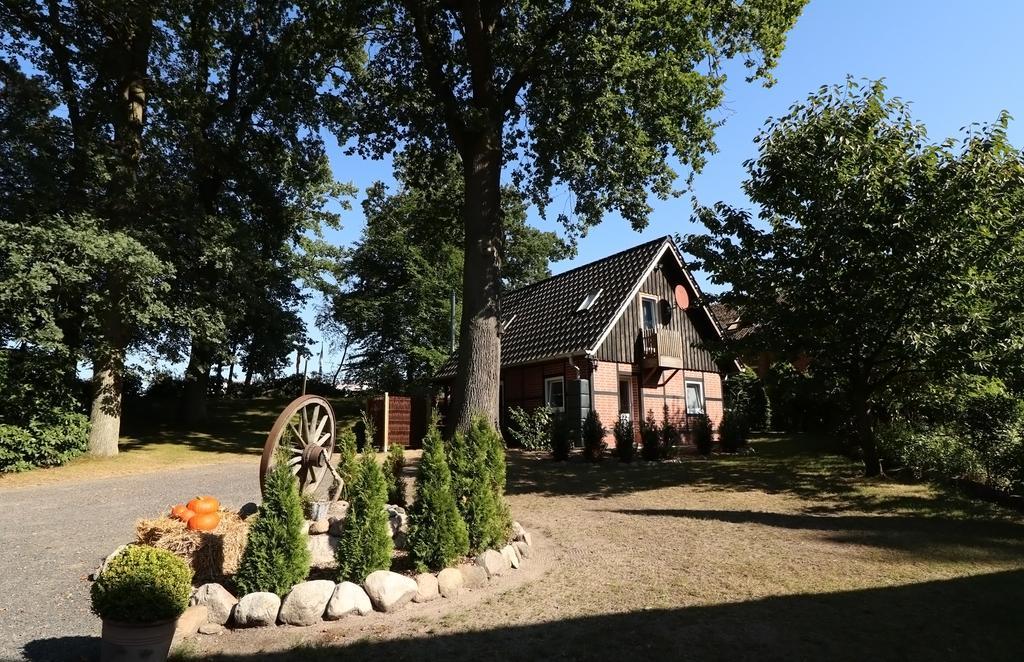 Ostehof Weertzen Villa Екстериор снимка